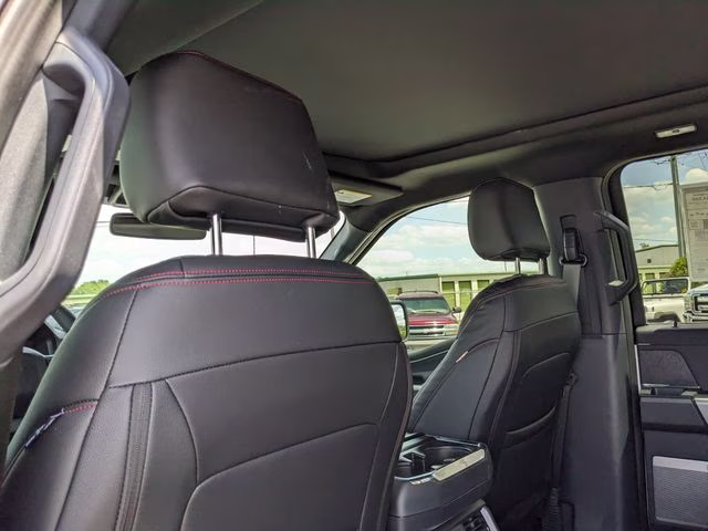 2026 Oxford White Ford F-150 XLT 4X4 Truck