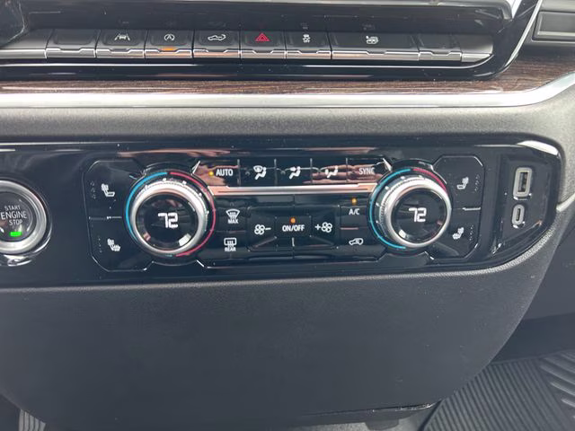 2024 Onyx Black GMC Sierra 1500 SLE 4X4 Truck