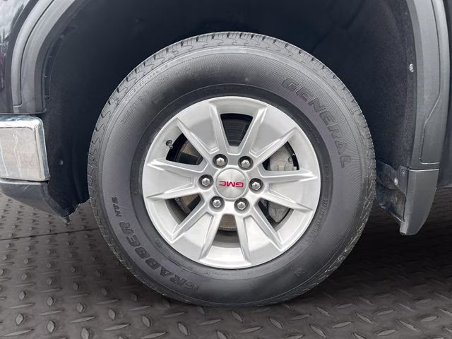 2024 Onyx Black GMC Sierra 1500 SLE 4X4 Truck