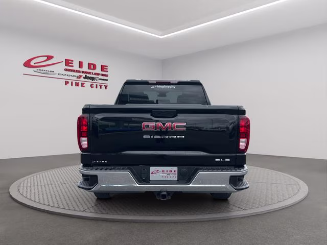 2024 Onyx Black GMC Sierra 1500 SLE 4X4 Truck