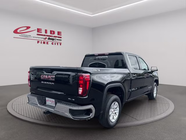 2024 Onyx Black GMC Sierra 1500 SLE 4X4 Truck