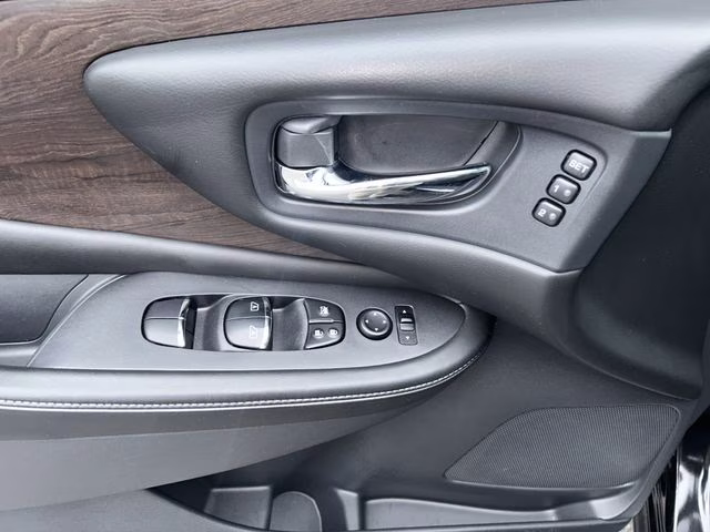 2019 Magnetic Black Pearl Nissan Murano Platinum AWD SUV