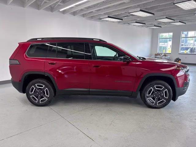 2026 Red Hot Pearlcoat Jeep Cherokee Limited 4X4 SUV