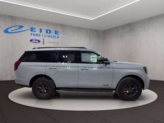 2026 Glacier Gray Met Tri-Coat Ford Expedition Tremor 4X4 SUV