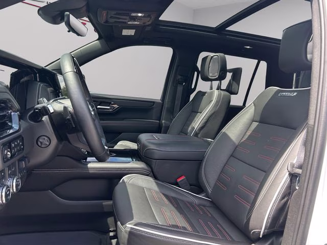 2025 Summit White GMC Yukon AT4 Ultimate 4X4 SUV