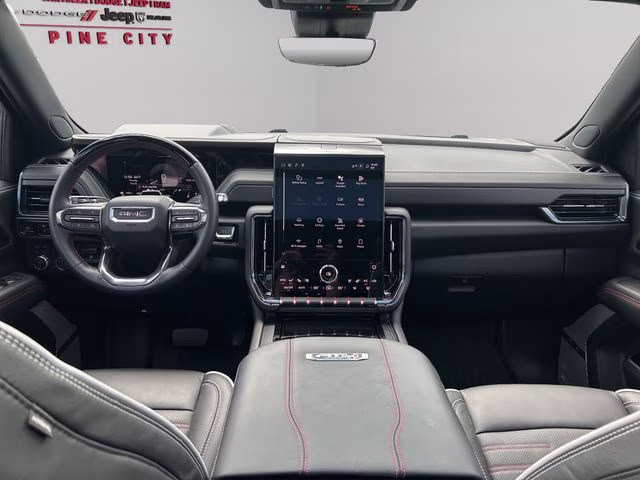 2025 Summit White GMC Yukon AT4 Ultimate 4X4 SUV