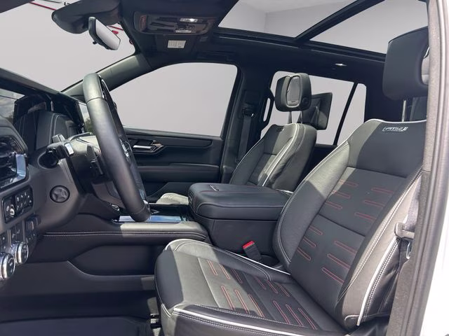 2025 Summit White GMC Yukon AT4 Ultimate 4X4 SUV