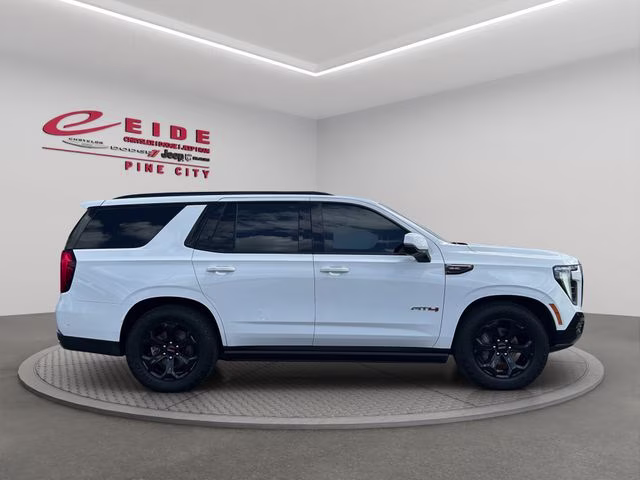 2025 Summit White GMC Yukon AT4 Ultimate 4X4 SUV