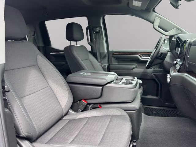 2024 Onyx Black GMC Sierra 1500 SLE 4X4 Truck