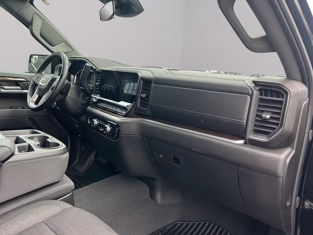 2024 Onyx Black GMC Sierra 1500 SLE 4X4 Truck