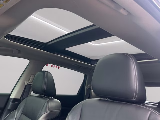 2019 Magnetic Black Pearl Nissan Murano Platinum AWD SUV