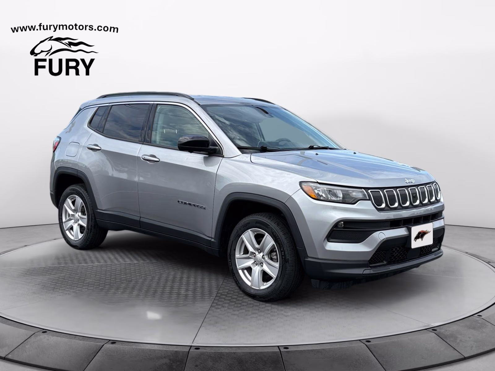 2022 Billet Silver Metallic Clearcoat Jeep Compass Latitude 4X4 SUV
