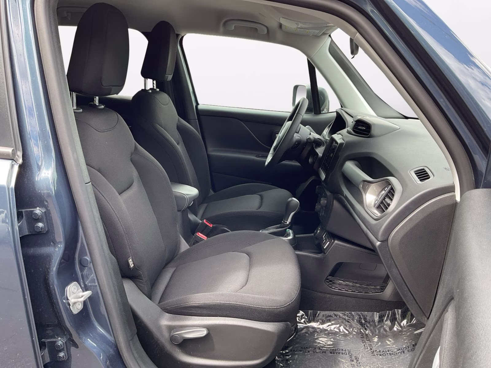 2023 Slate Blue Pearlcoat Jeep Renegade Latitude 4X4 SUV