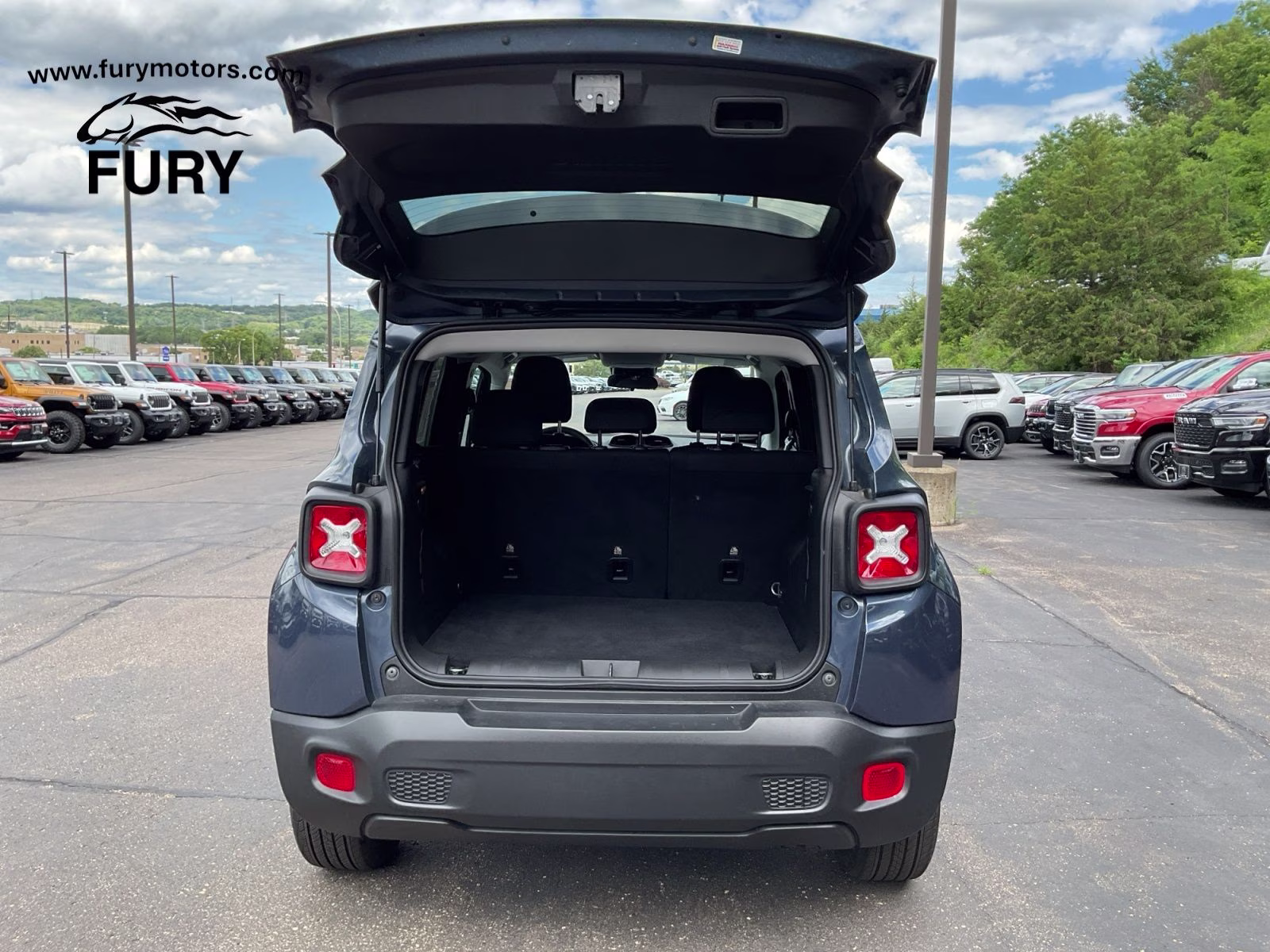 2023 Slate Blue Pearlcoat Jeep Renegade Latitude 4X4 SUV