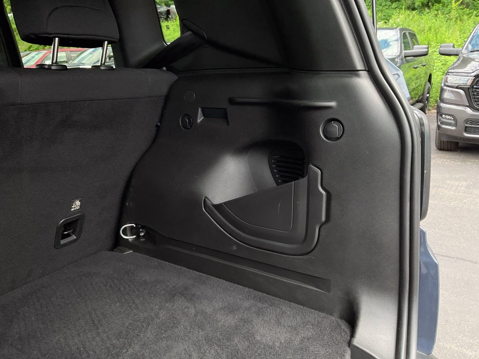2023 Slate Blue Pearlcoat Jeep Renegade Latitude 4X4 SUV