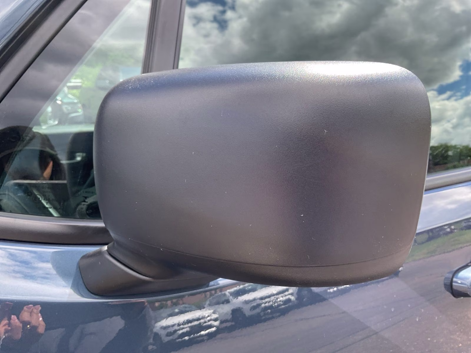 2023 Slate Blue Pearlcoat Jeep Renegade Latitude 4X4 SUV