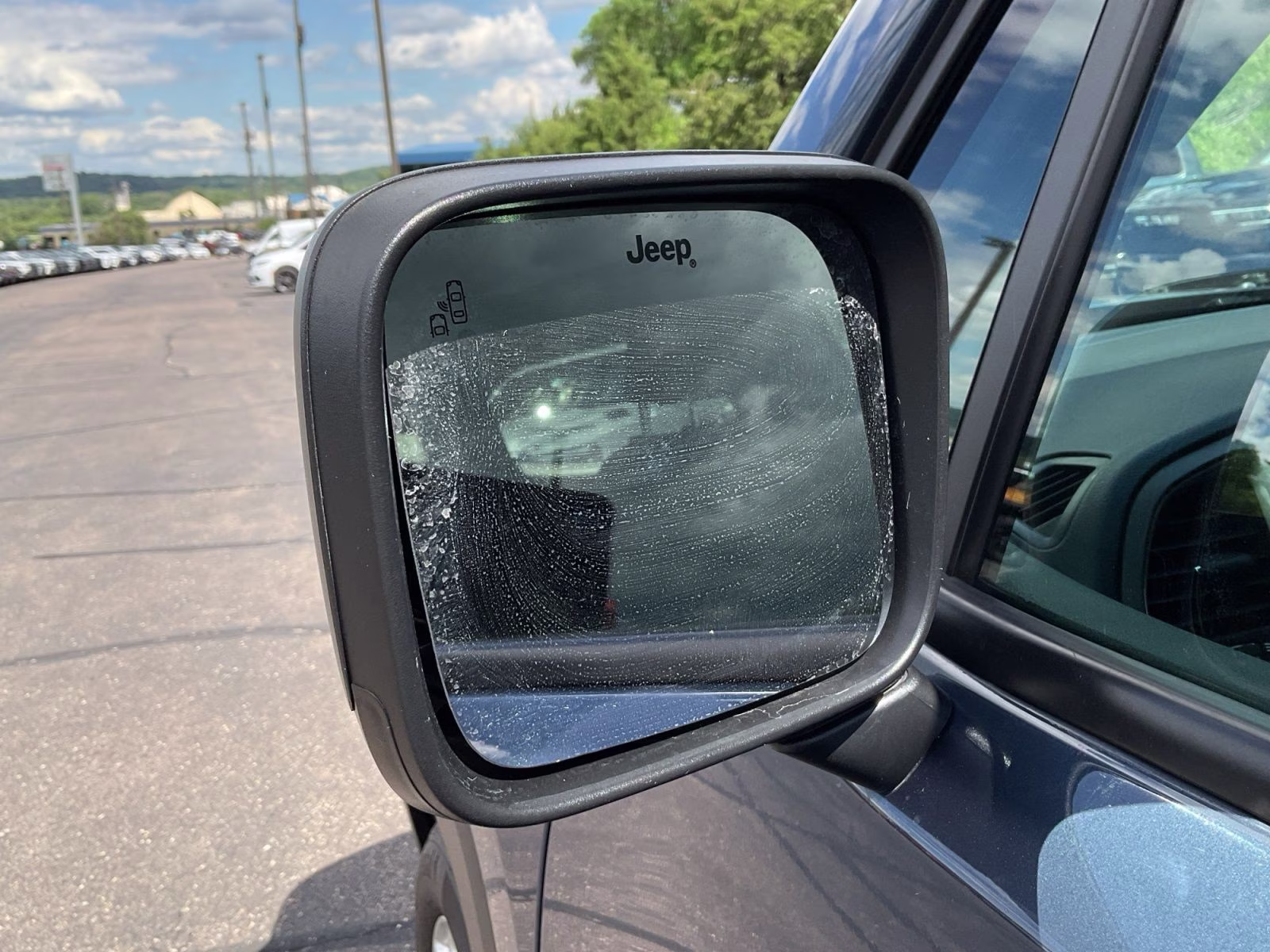 2023 Slate Blue Pearlcoat Jeep Renegade Latitude 4X4 SUV