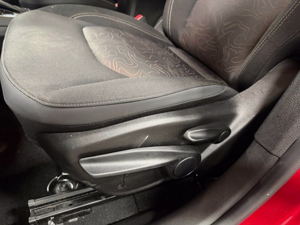 2023 Colorado Red Clearcoat Jeep Renegade Latitude w/Preferred Pkg 4X4 SUV