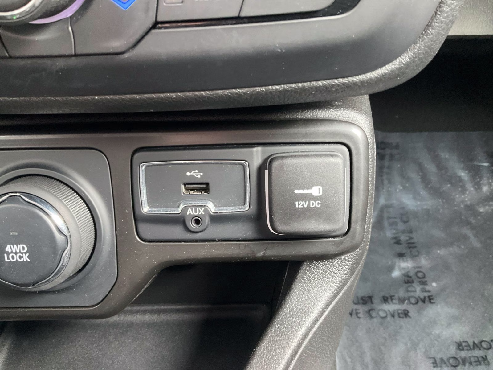 2023 Slate Blue Pearlcoat Jeep Renegade Latitude 4X4 SUV