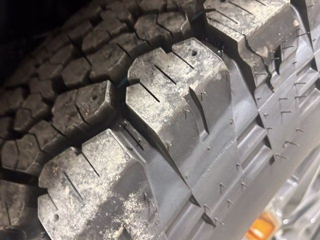 2026 Glacier Gray Met Tri-Coat Ford Expedition Tremor 4X4 SUV