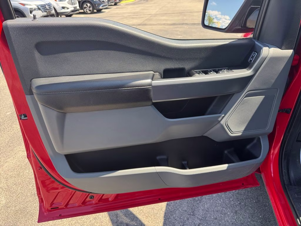 2023 Agate Black Metallic Ford F-150 XL 4X4 Truck