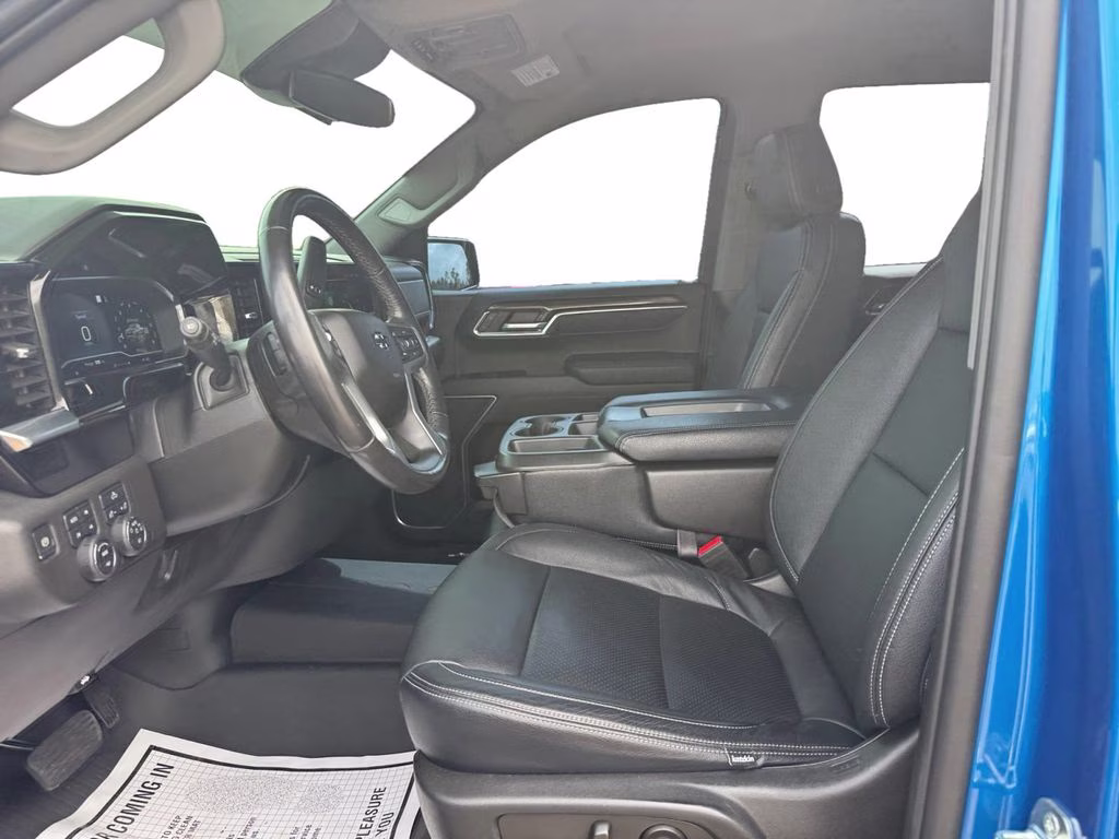 2022 Glacier Blue Metallic Chevrolet Silverado 1500 RST 4X4 Truck