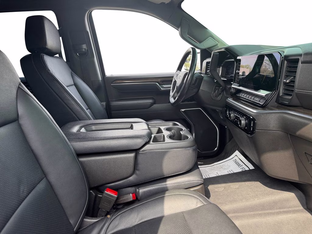 2022 Glacier Blue Metallic Chevrolet Silverado 1500 RST 4X4 Truck