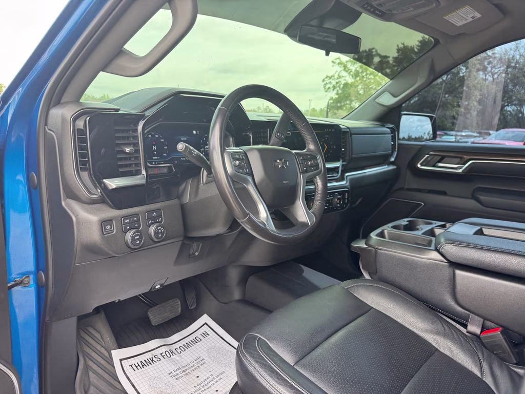 2022 Glacier Blue Metallic Chevrolet Silverado 1500 RST 4X4 Truck