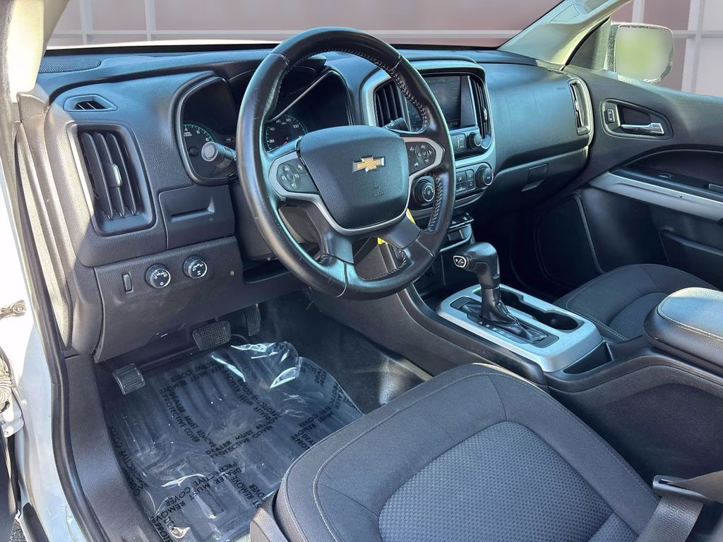 2021 Summit White Chevrolet Colorado LT 4X4 Truck