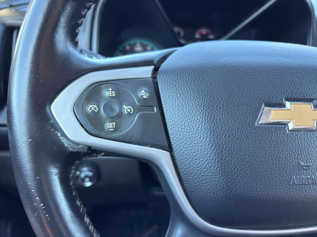 2021 Summit White Chevrolet Colorado LT 4X4 Truck