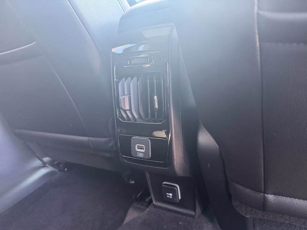 2022 Bright White Clearcoat Jeep Compass Trailhawk w/Adaptive Cruise & Blind Spot & Cross P 4X4 SUV