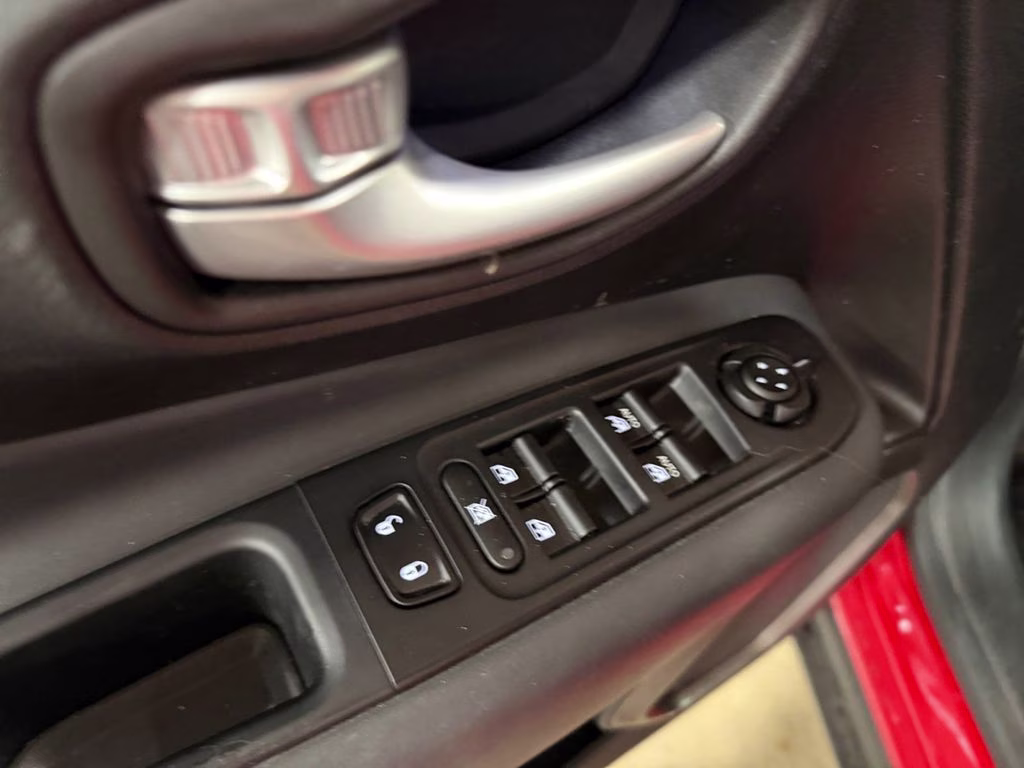 2023 Colorado Red Clearcoat Jeep Renegade Latitude w/Preferred Pkg 4X4 SUV