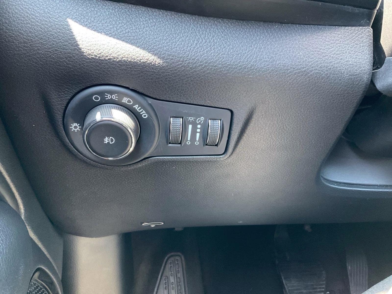 2022 Billet Silver Metallic Clearcoat Jeep Compass Trailhawk 4X4 SUV