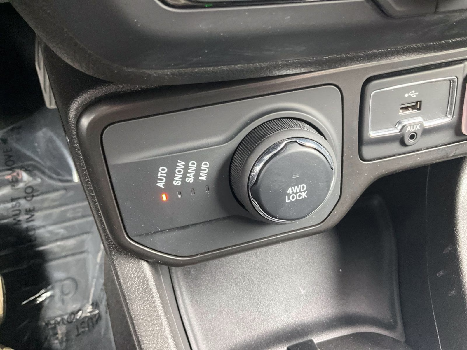 2023 Slate Blue Pearlcoat Jeep Renegade Latitude 4X4 SUV