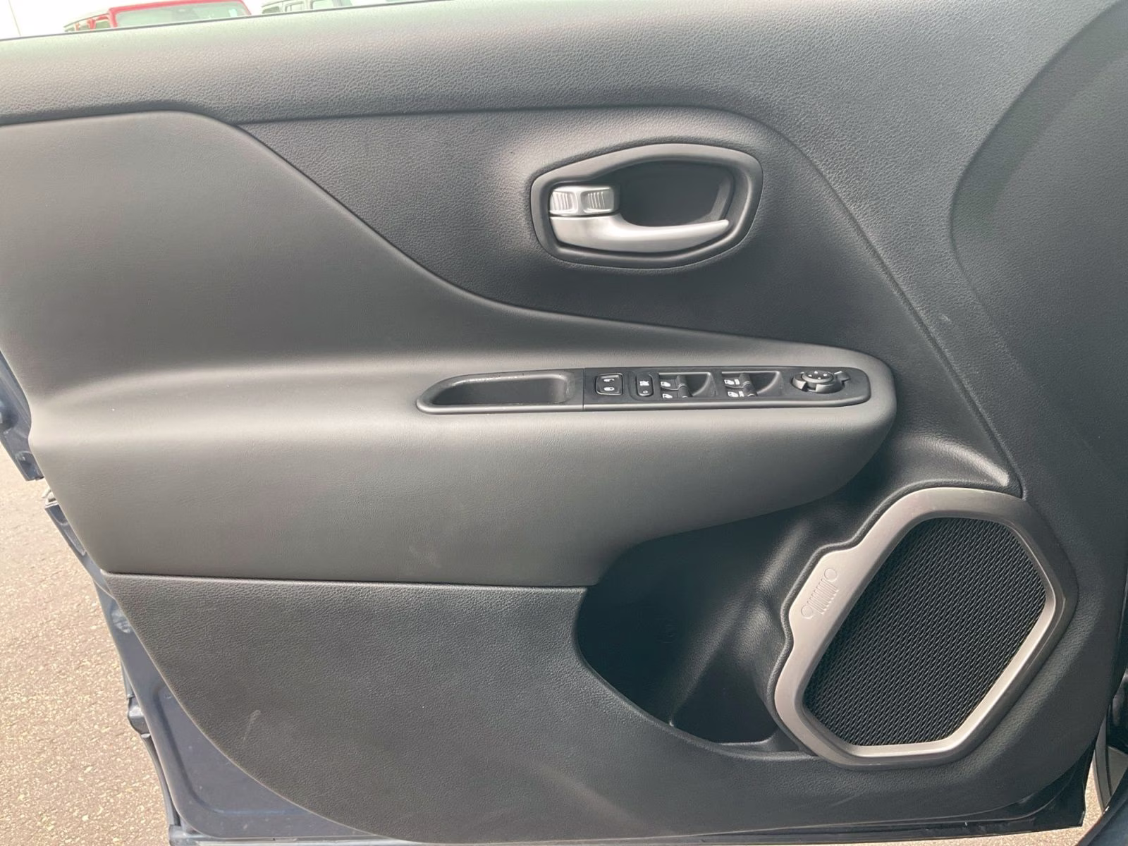 2023 Slate Blue Pearlcoat Jeep Renegade Latitude 4X4 SUV