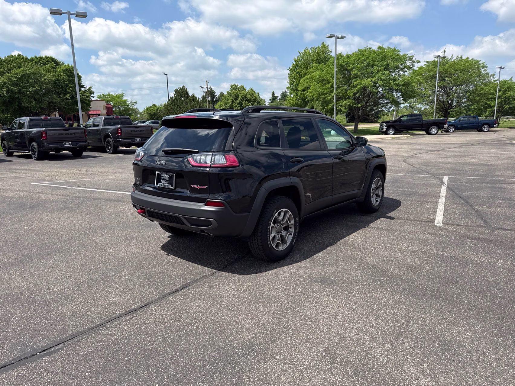 2022 Diamond Black Crystal Pearlcoat Jeep Cherokee Trailhawk 4X4 SUV