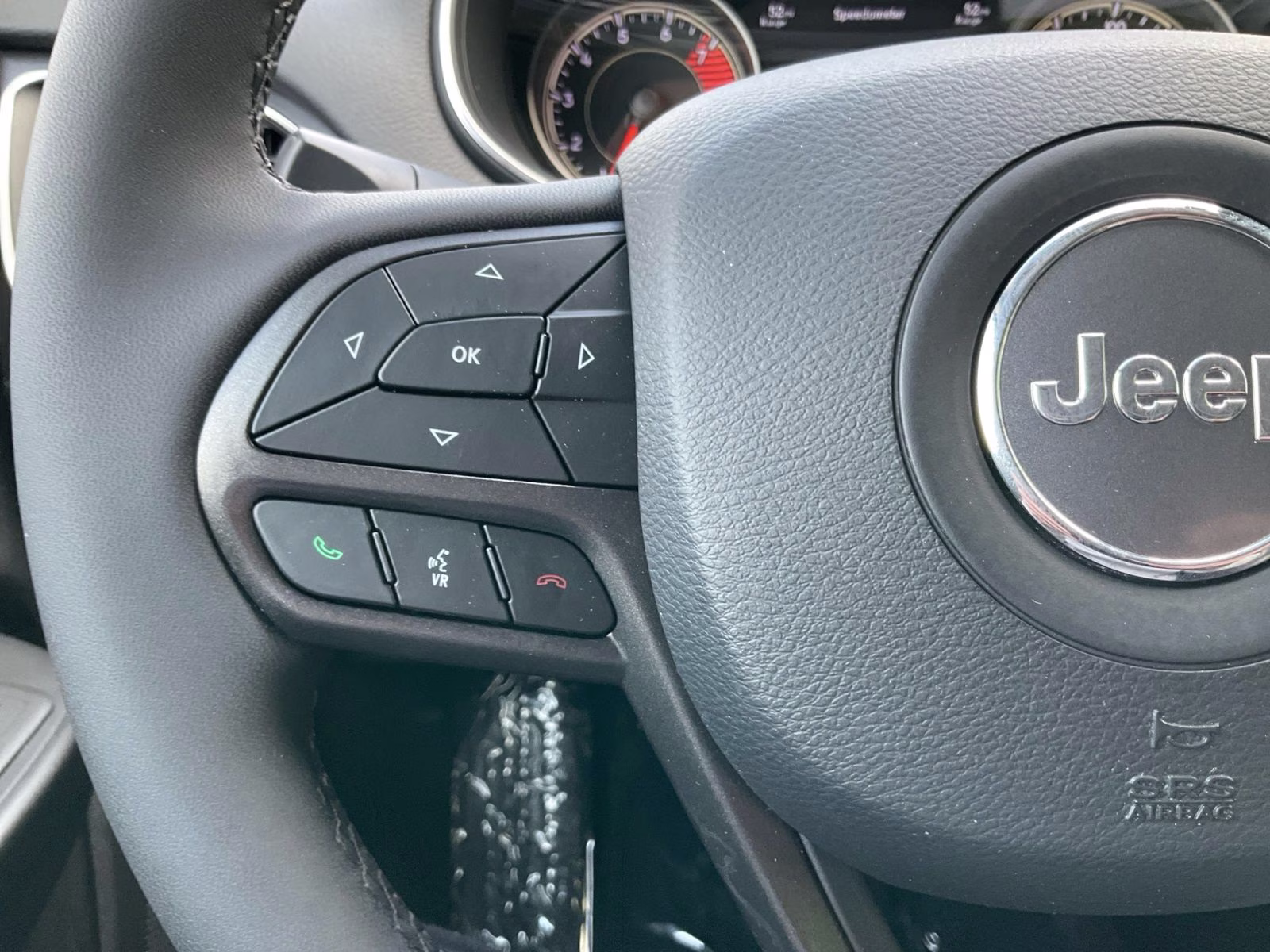 2022 Diamond Black Crystal Pearlcoat Jeep Cherokee Trailhawk 4X4 SUV