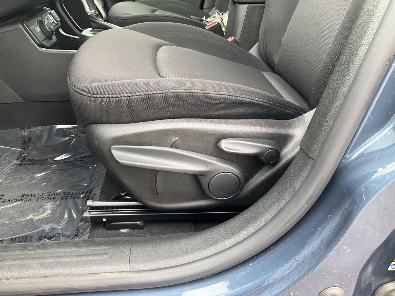 2023 Slate Blue Pearlcoat Jeep Renegade Latitude 4X4 SUV