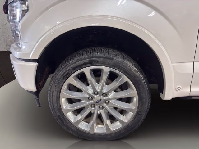 2018 White Platinum Metallic Tri-Coat Ford F-150 Limited 4X4 Truck