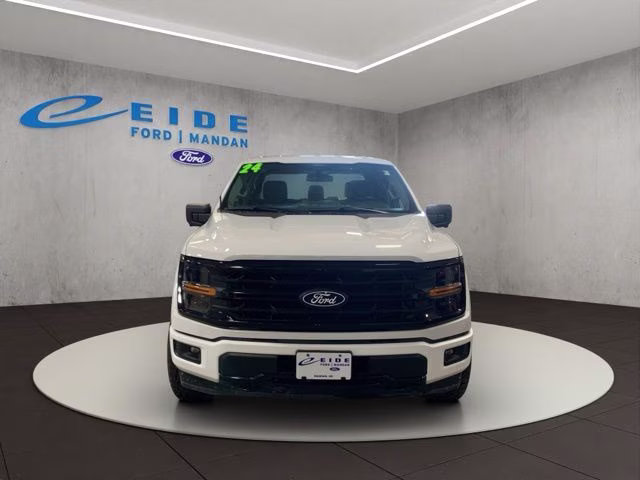 2024 Oxford White Ford F-150 XLT 4X4 Truck