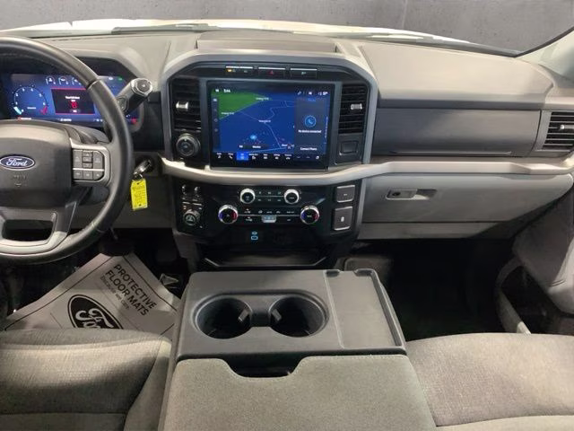 2024 Oxford White Ford F-150 XLT 4X4 Truck