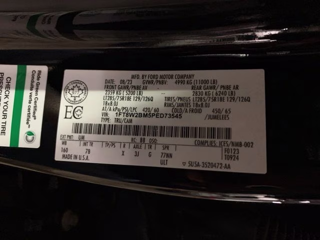 2023 Agate Black Metallic Ford Super Duty F-250 SRW Platinum 4X4 Truck