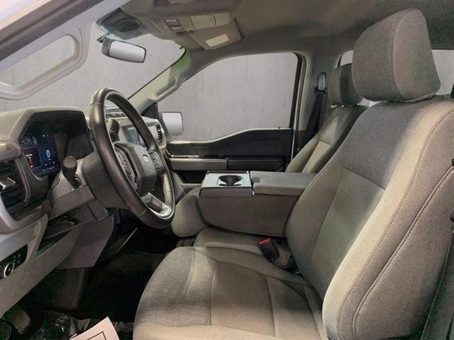 2024 Oxford White Ford F-150 XLT 4X4 Truck