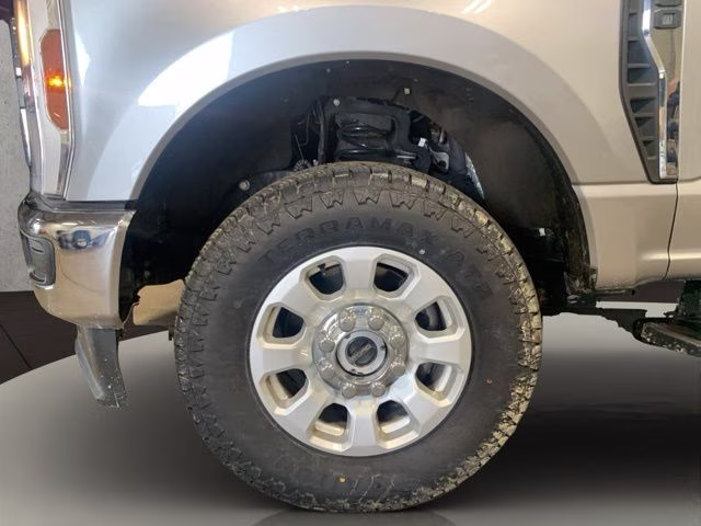 2024 Iconic Silver Metallic Ford Super Duty F-250 SRW XLT 4X4 Truck