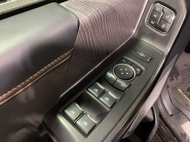 2023 Agate Black Metallic Ford Super Duty F-250 SRW Platinum 4X4 Truck