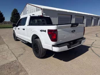 2024 Oxford White Ford F-150 XLT 4X4 Truck