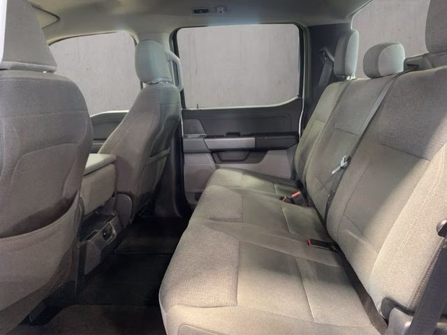 2024 Oxford White Ford F-150 XLT 4X4 Truck