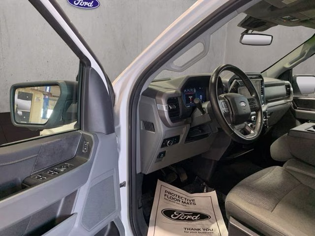 2024 Oxford White Ford F-150 XLT 4X4 Truck