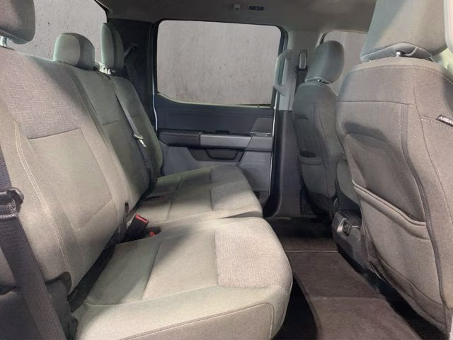 2024 Oxford White Ford F-150 XLT 4X4 Truck