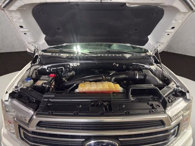 2018 White Platinum Metallic Tri-Coat Ford F-150 Limited 4X4 Truck